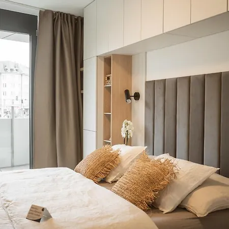 River Vibe Vídeňská Apartmán *